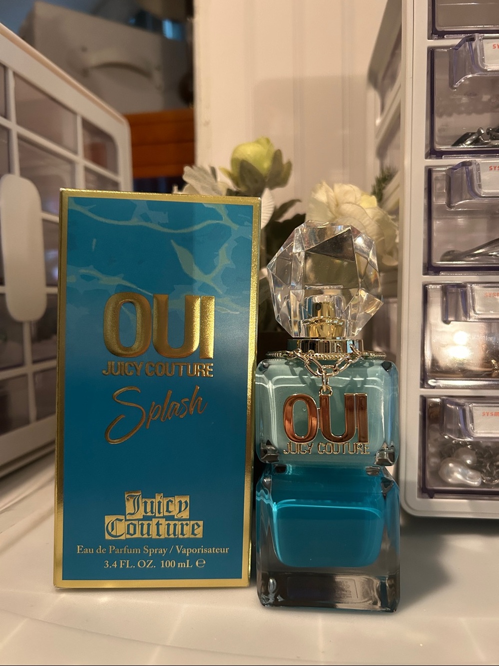Juicy Couture Oui Splash Eau de Parfum - Aqua Blue and Gold